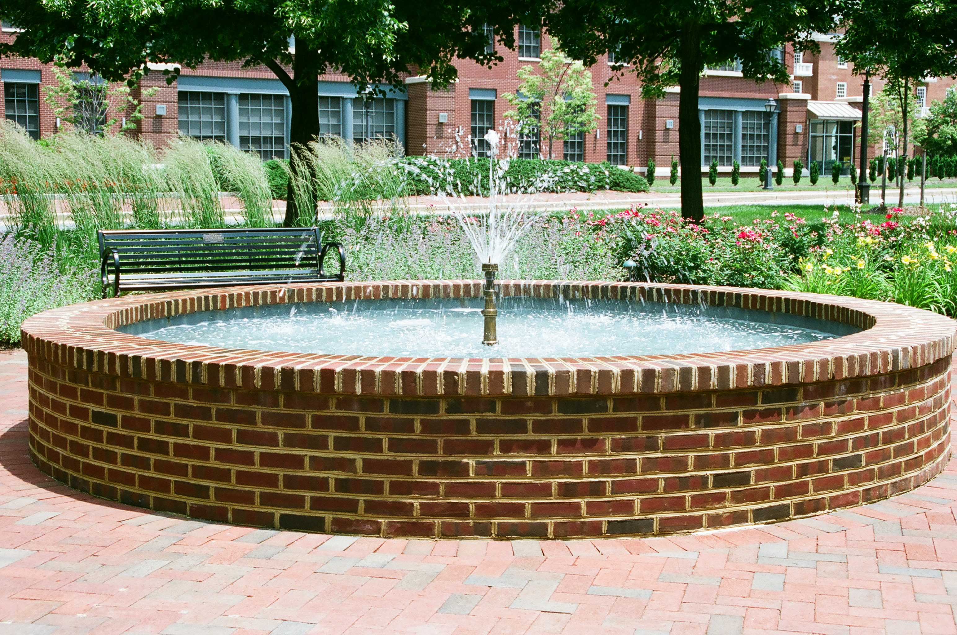 fountain resized 2009